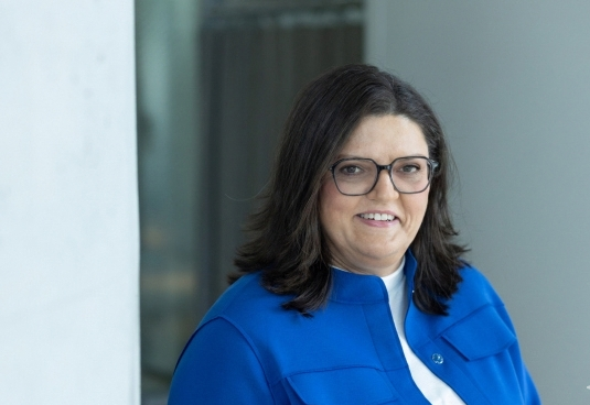 Interim Treasurer Profil